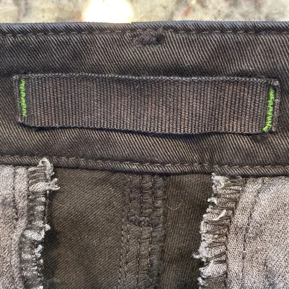 J Brand Cargo Ankle Zipper Black Jeans Premium Stretch Cotton/Lycra Size 28 EUC - Picture 7 of 9